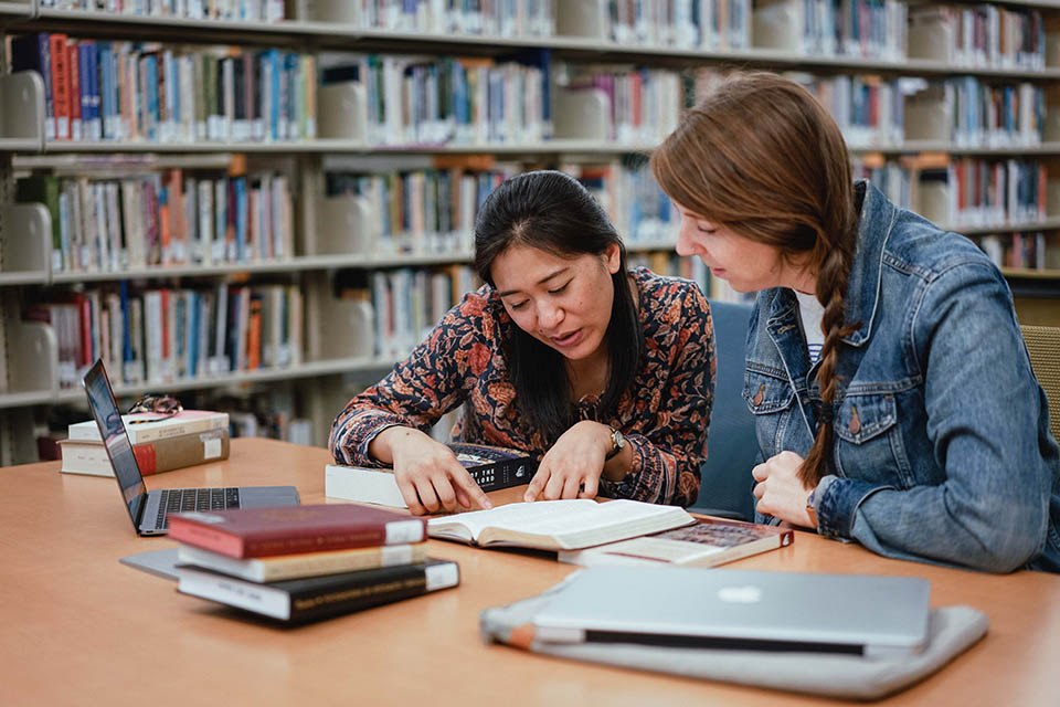 Students-in-library