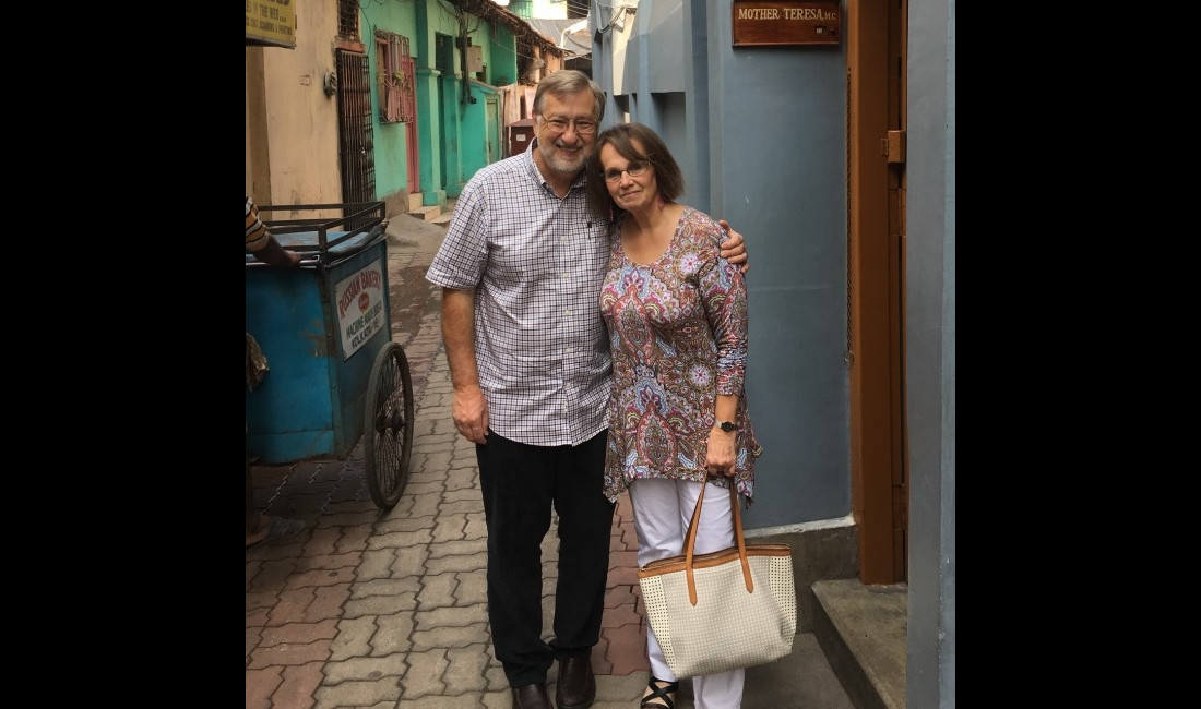 Gerald and Ellen Neufeld visiting the Mother Theresa home.